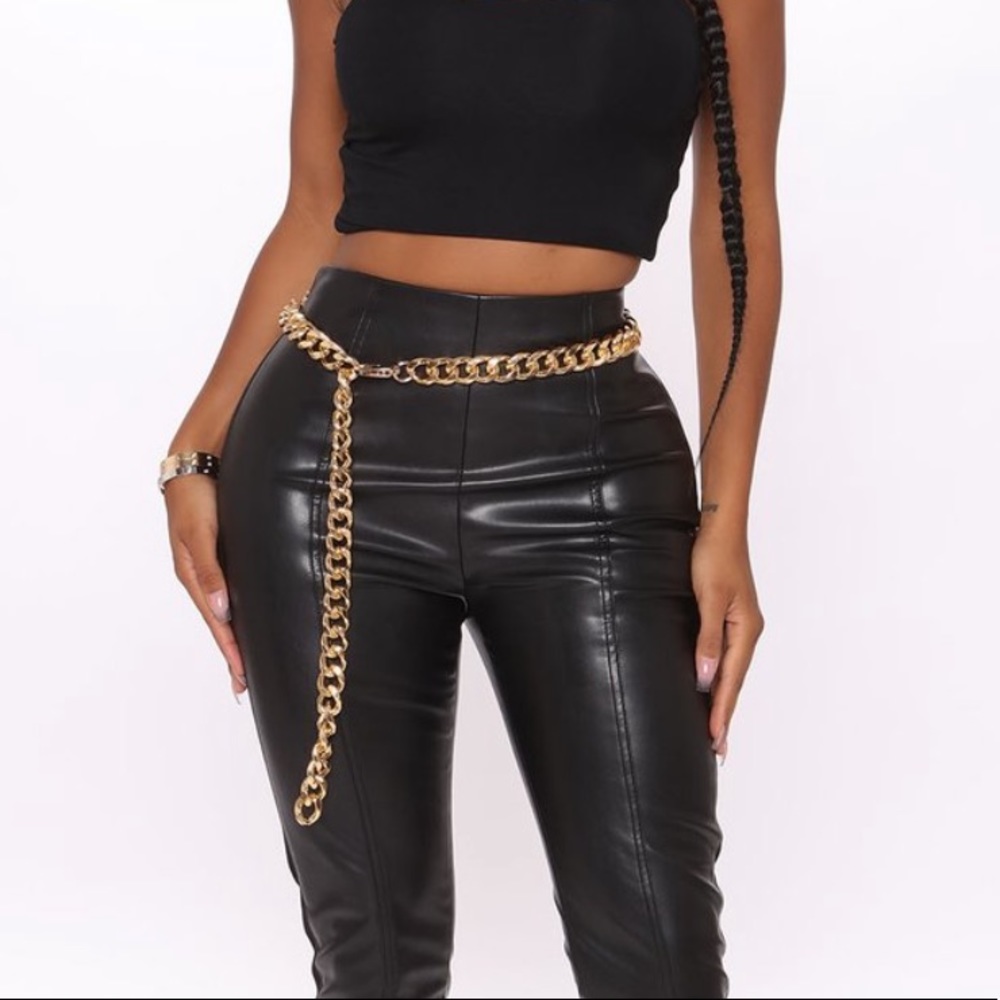 Fashion Nova Chained To The Rhythm Chain Belt - Picture 1 of 3
